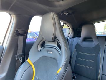 Car image 29
