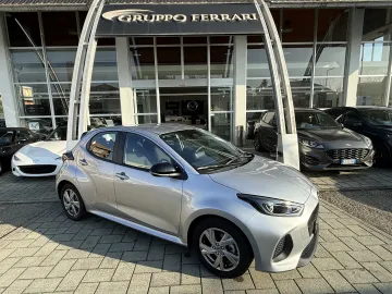 Car image 2