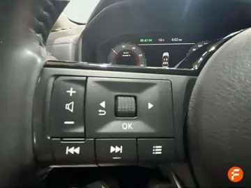 Car image 34