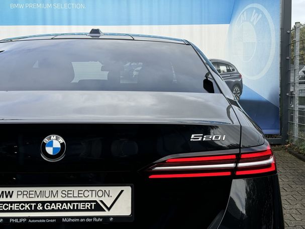 BMW 520i 140 kW image number 24