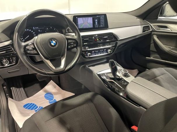 BMW 520d Touring 140 kW image number 5