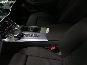 Car image 35