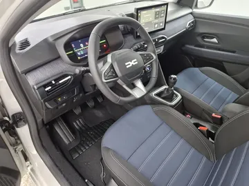 Car image 39
