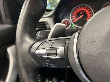 Car image 33