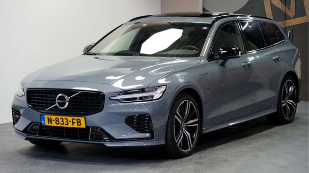 Volvo V60 T6 Recharge AWD 250 kW image number 19