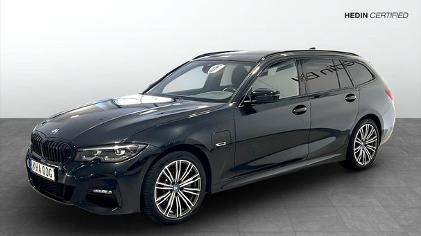 BMW 330 Touring xDrive 185 kW image number 1