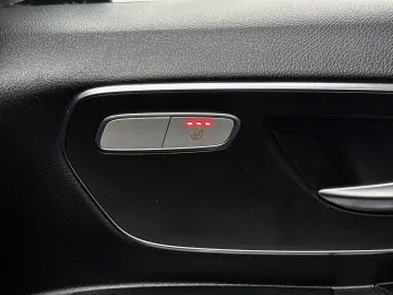 Car image 39