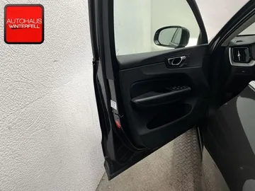 Car image 33