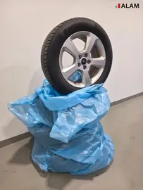 Car image 47
