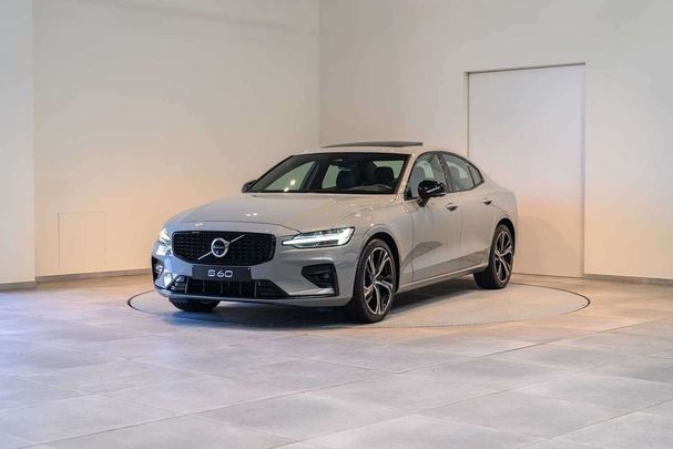 Volvo S60 B4 Ultimate 145 kW image number 1