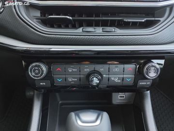 Car image 36