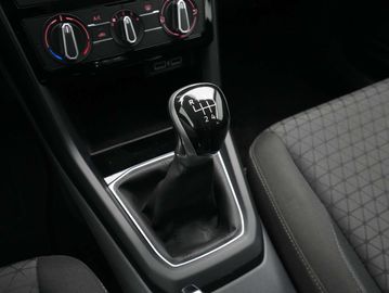 Car image 26