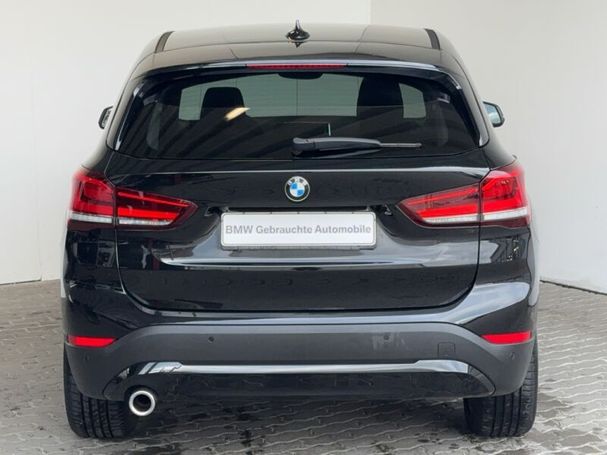 BMW X1 sDrive18i Advantage 100 kW image number 4