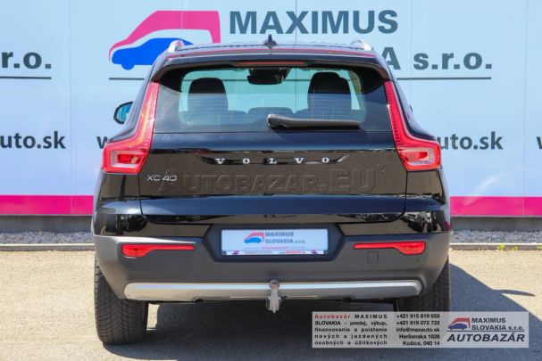 Volvo XC40 T3 Momentum 115 kW image number 3