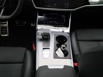 Car image 35