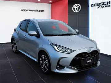 Car image 16