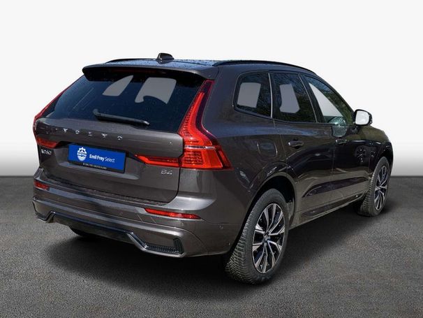 Volvo XC60 B4 Plus Dark 145 kW image number 4