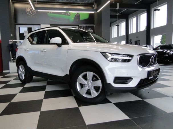 Volvo XC40 120 kW image number 3