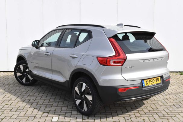 Volvo XC40 Single Motor Extended Range Core 185 kW image number 4