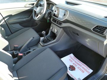 Car image 30