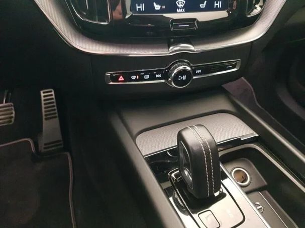 Volvo XC60 145 kW image number 16