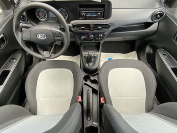 Car image 10