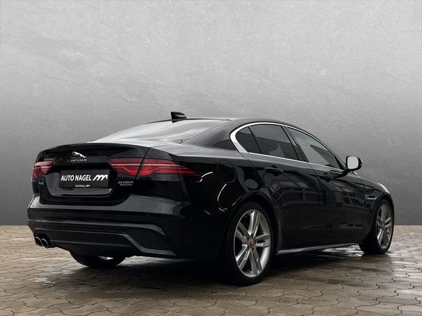 Jaguar XE D180 SE 132 kW image number 2