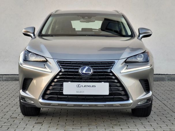 Lexus NX 300 h AWD 145 kW image number 3