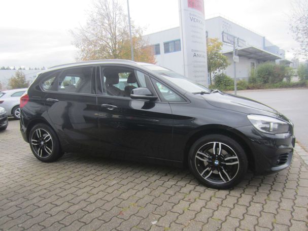 BMW 220i 141 kW image number 2