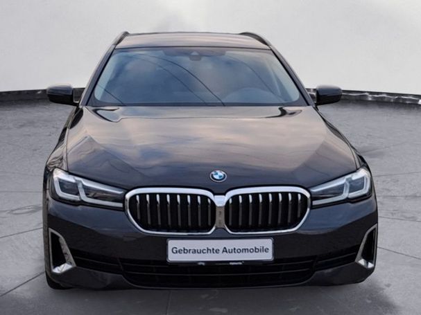 BMW 530i Touring Luxury Line 185 kW image number 8