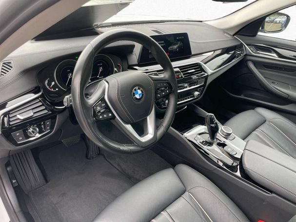 BMW 530i xDrive 185 kW image number 11