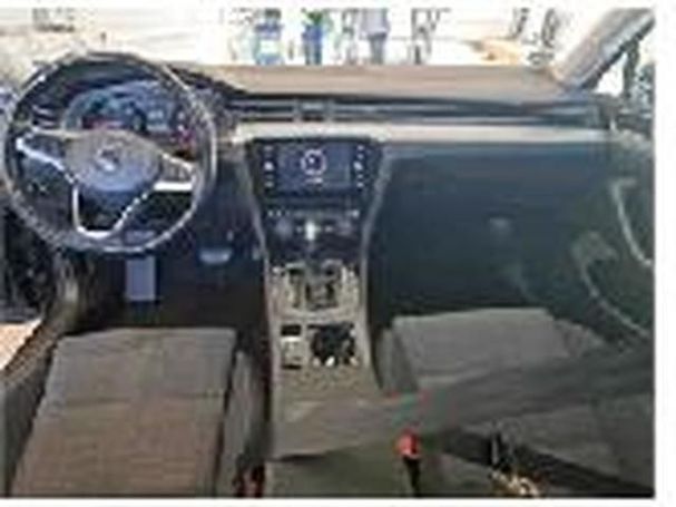 Volkswagen Passat Variant 2.0 TDI Business DSG 110 kW image number 4