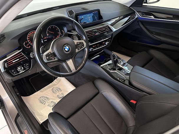 BMW 520d xDrive 140 kW image number 13