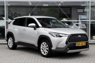 Car image 2