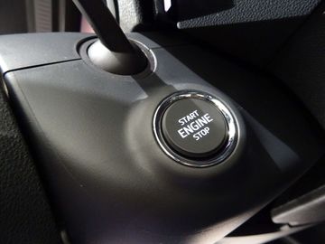 Car image 33