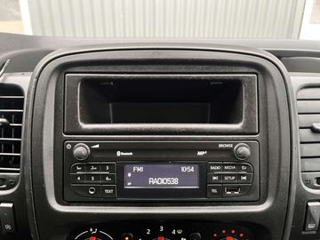 Car image 37