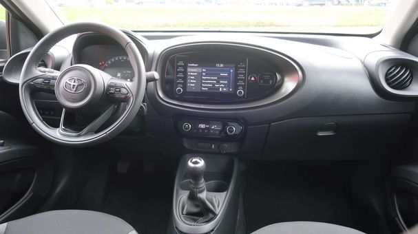 Toyota Aygo X 1.0 VVT-i 53 kW image number 26