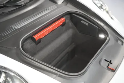 Car image 37