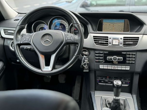 Mercedes-Benz E 220 120 kW image number 17