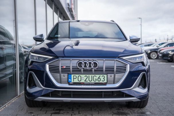 Audi e-tron 370 kW image number 2