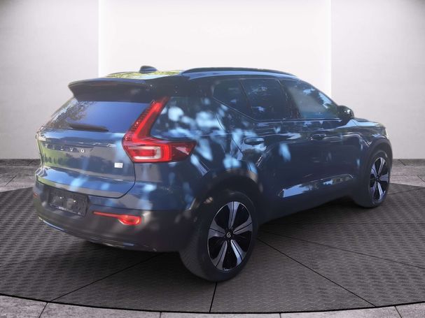 Volvo XC40 h Plus 69 kW image number 3