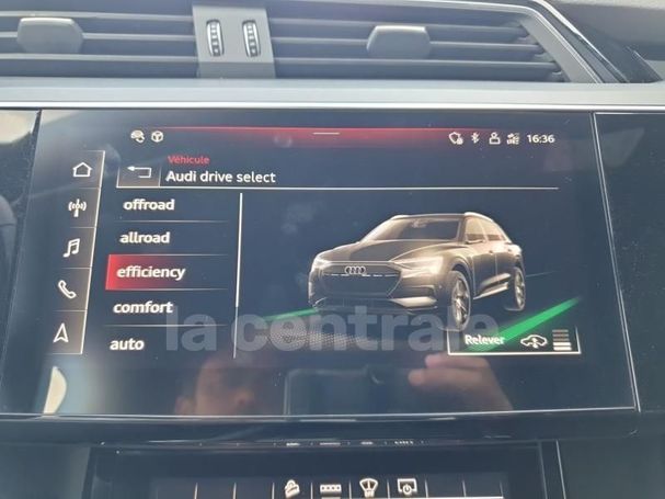 Audi e-tron 55 quattro 300 kW image number 31