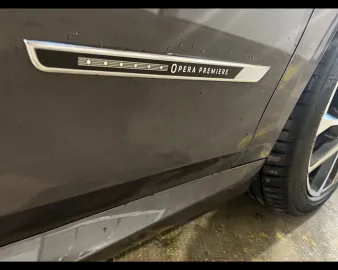 Car image 32
