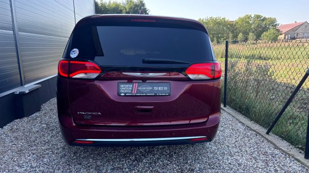 Chrysler Pacifica 214 kW image number 5