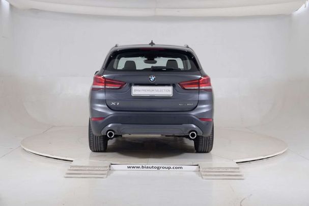 BMW X1 sDrive18d Advantage 110 kW image number 4