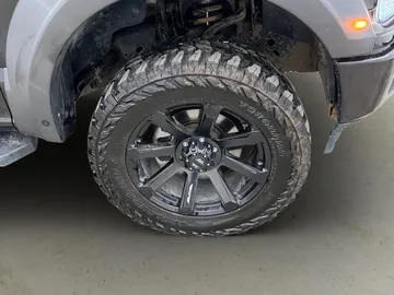Car image 35