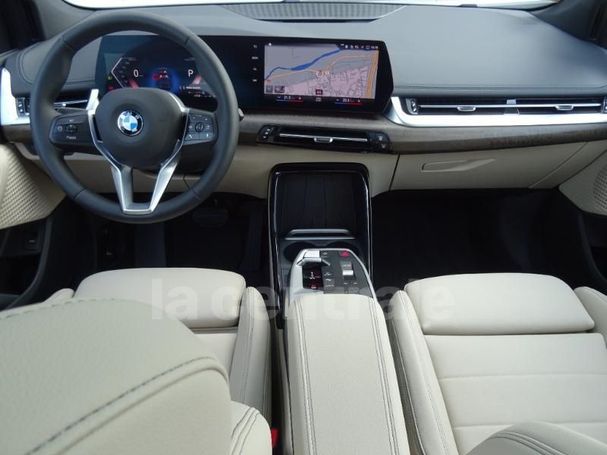 BMW 220i Active Tourer 115 kW image number 16