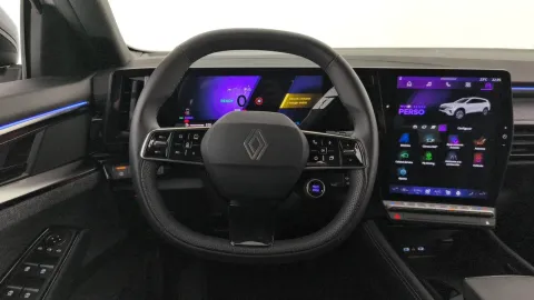 Car image 25