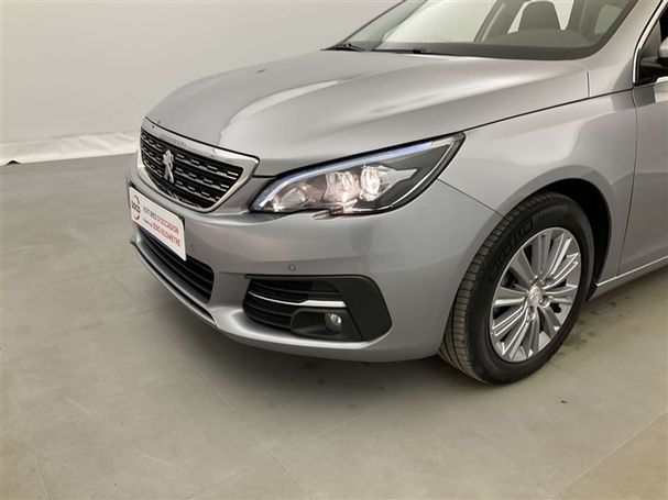 Peugeot 308 1.5 BlueHDi Allure 96 kW image number 15