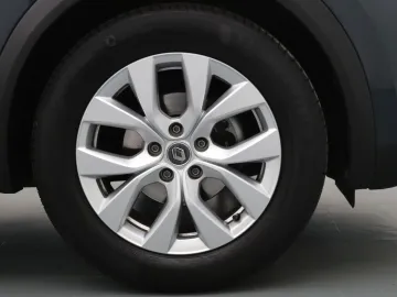 Car image 34